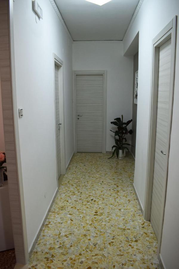 Home Неаполь Экстерьер фото
